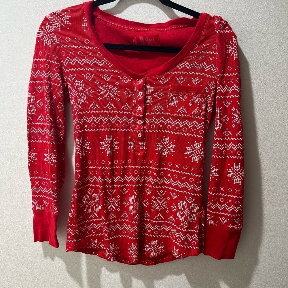 Victoria’s Secret Red Patterned Women's thermal pajama set, medium, holiday.